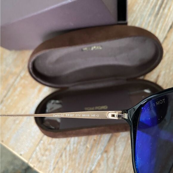 Tom Ford Aviator Sunglasses - Picture 4 of 13